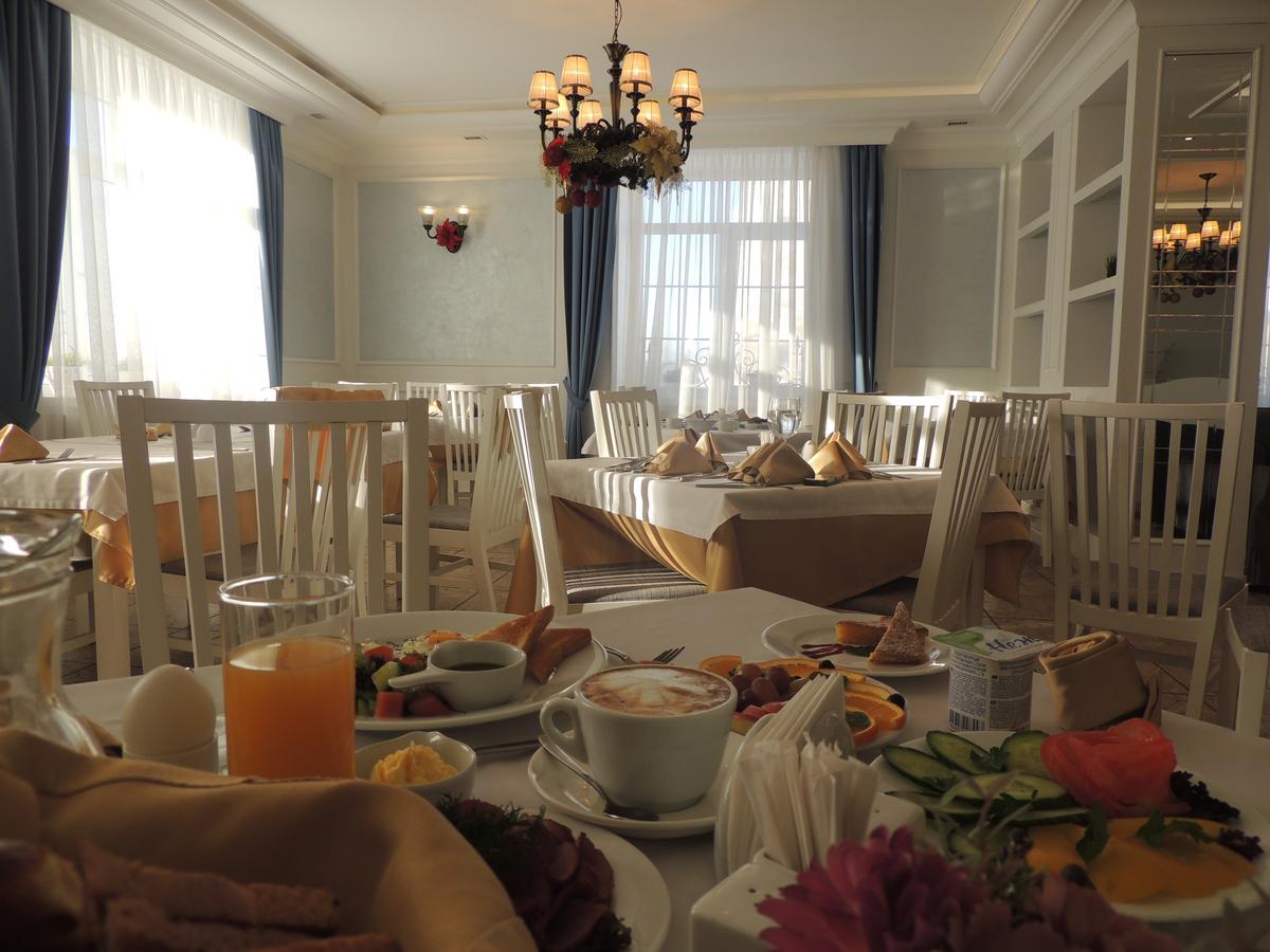 Hotel Monaco アスターナ エクステリア 写真